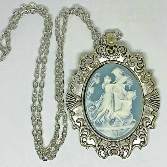 fancy fox Jewelry - Renaissance Victorian blue Grecian Ladies Garden Cameo Silver Necklace